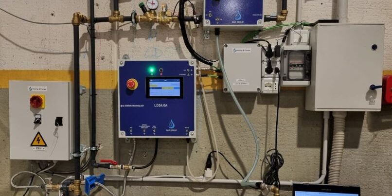 coolant management system for automatic mixing and analysis for liquid waste management